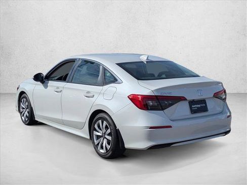 Used 2023 Honda Civic LX image 7