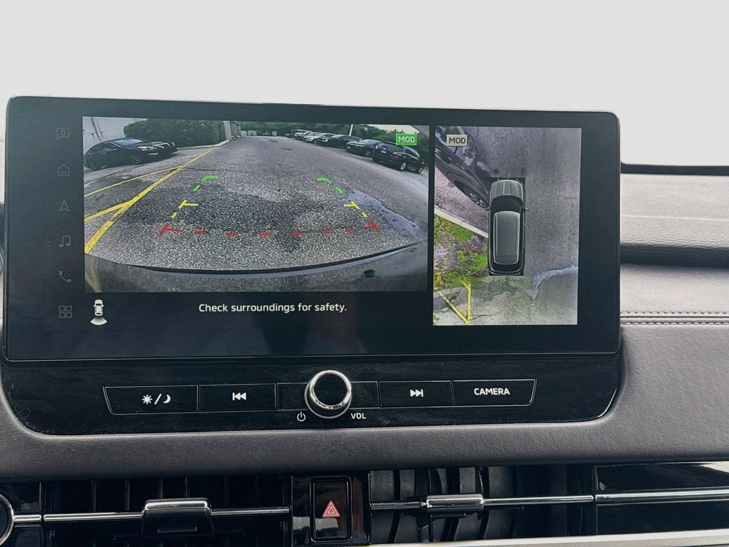 Used 2025 Mitsubishi Outlander SE FWD image 15