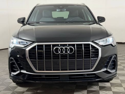 Used 2023 Audi Q3 2.0T Premium Plus w/ Premium Plus Package AWD/4WD image 6