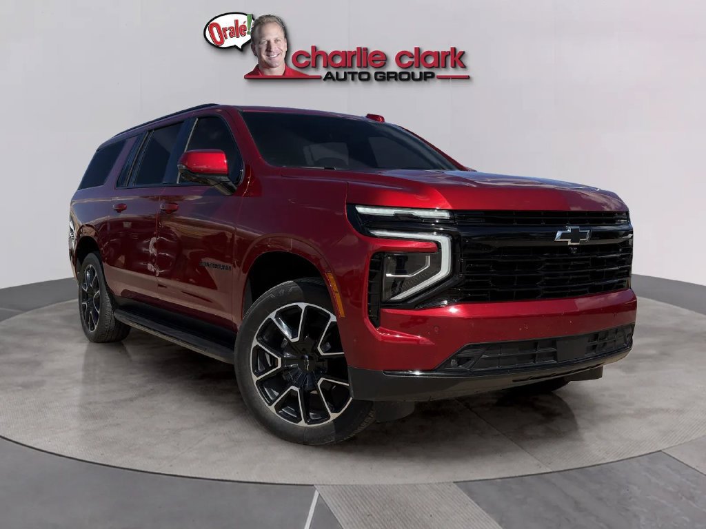 Used 2025 Chevrolet Suburban RST w/ Advanced Technology Package AWD/4WD image 5