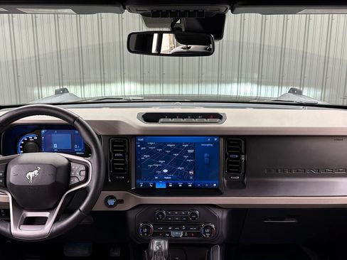 Used 2023 Ford Bronco Wildtrak AWD/4WD image 34