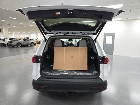 New 2026 Toyota Grand Highlander AWD image 14