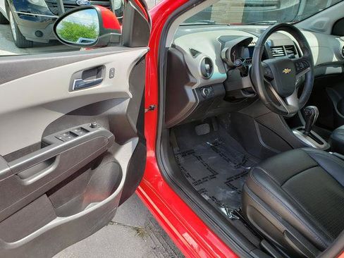 Used 2015 Chevrolet Sonic LTZ FWD image 10