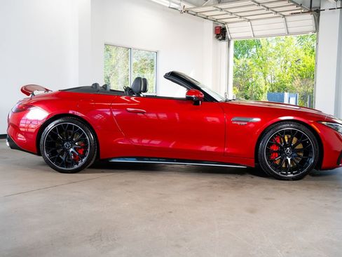 Used 2022 Mercedes-Benz SL 55 AMG 4MATIC image 5