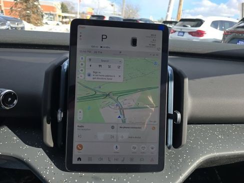 Certified 2025 Volvo EX30 Ultra w/ Climate Package image 33