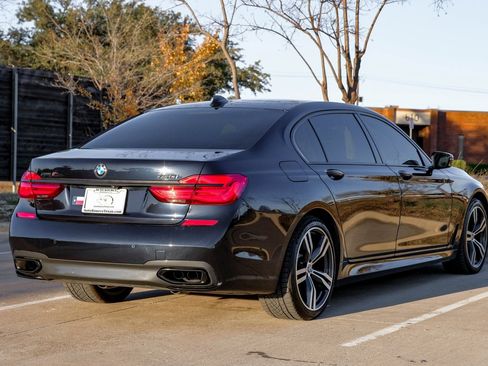Used 2016 BMW 750i xDrive image 10
