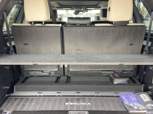 Used 2023 Toyota Sequoia Capstone AWD/4WD image 23