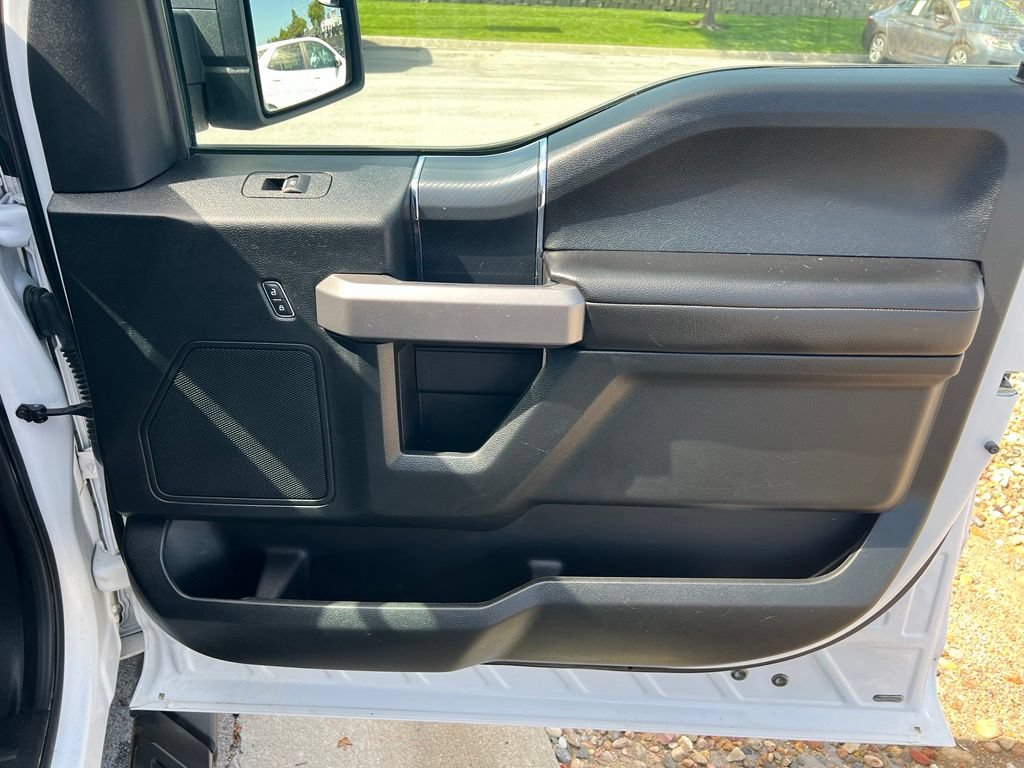 Used 2019 Ford F150 XLT w/ Equipment Group 302A Luxury AWD/4WD image 27