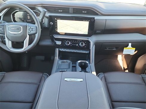New 2026 GMC Sierra 2500 Denali w/ Denali Reserve Package image 23