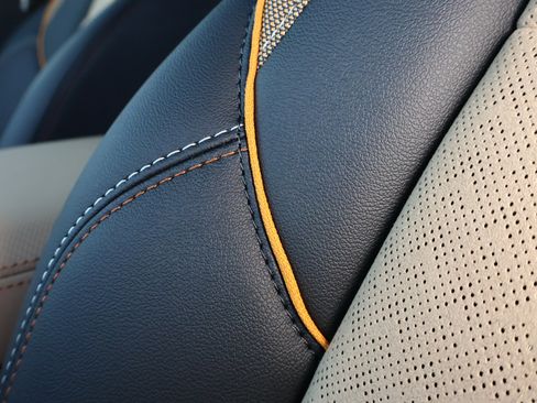 New 2026 Chevrolet Equinox ACTIV w/ Convenience Package III image 12