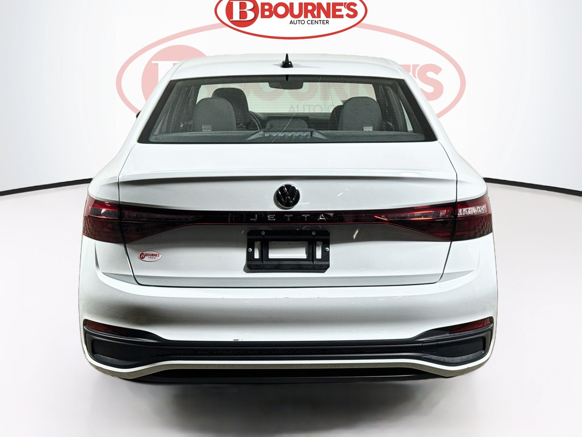 Used 2025 Volkswagen Jetta Sport FWD image 9