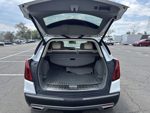 Used 2022 Cadillac XT5 Premium Luxury w/ Technology Package AWD/4WD image 31