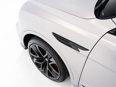 New 2026 Bentley Bentayga Speed image 18