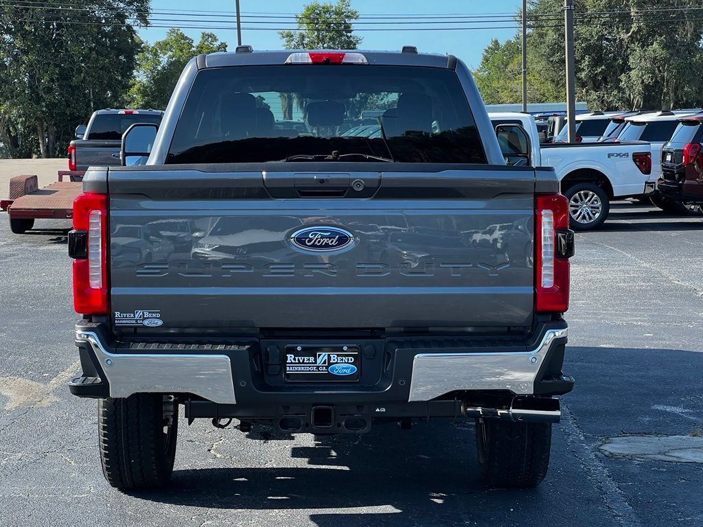 New 2026 Ford F350 Lariat w/ Chrome Package AWD/4WD image 4