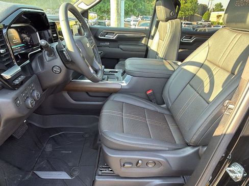 New 2026 Chevrolet Silverado 1500 High Country AWD/4WD image 13