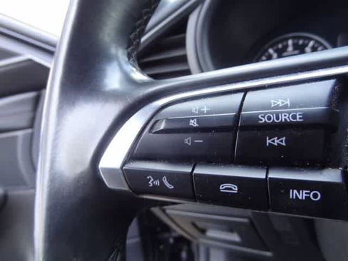 Used 2024 MAZDA MAZDA3 s FWD image 14