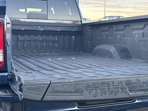 Used 2021 GMC Sierra 2500 Denali w/ Denali Ultimate Package image 10