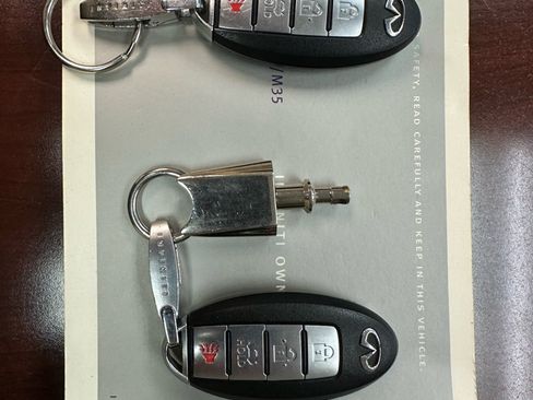 Used 2007 INFINITI M35 x w/ Technology Pkg image 27