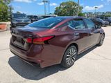 Used 2023 Nissan Altima 2.5 SV image 4