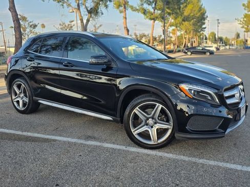 Used 2015 Mercedes-Benz GLA 250 4MATIC image 3
