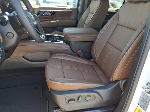 New 2026 Chevrolet Tahoe High Country image 14