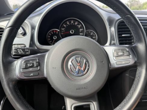 Used 2012 Volkswagen Beetle 2.5 FWD image 18