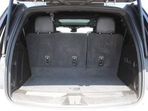 Used 2023 Chevrolet Tahoe Premier w/ Premium Package 2 AWD/4WD image 6