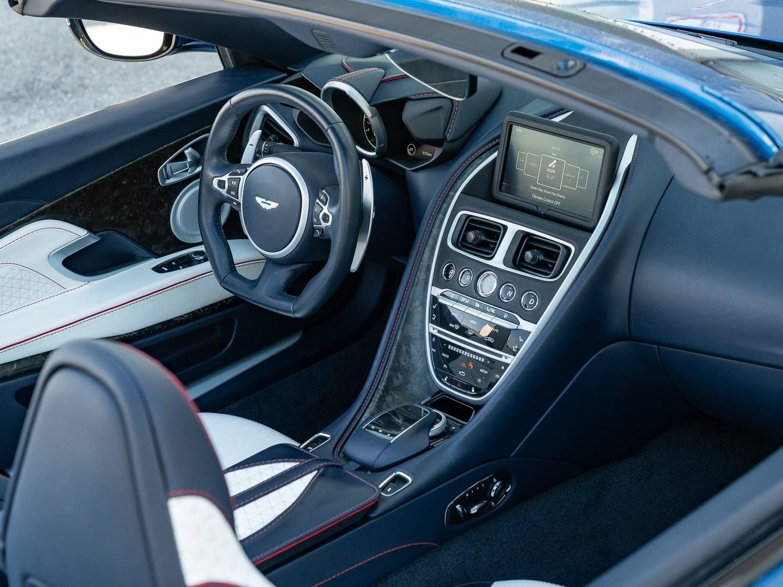 Used 2022 Aston Martin DBS Superleggera Volante RWD image 27