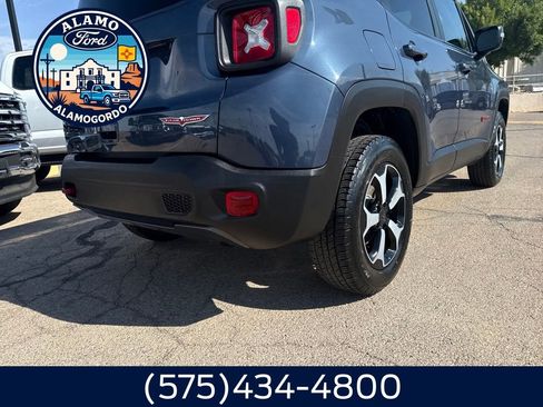 Used 2022 Jeep Renegade Trailhawk image 13