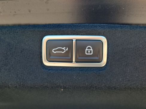 New 2025 Hyundai Sonata Limited image 9