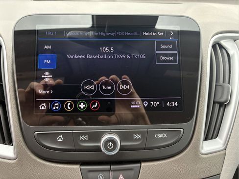 Used 2025 Chevrolet Malibu LT image 22