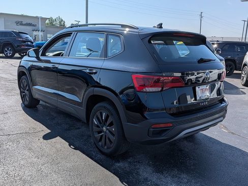 Used 2024 Volkswagen Taos S FWD image 6