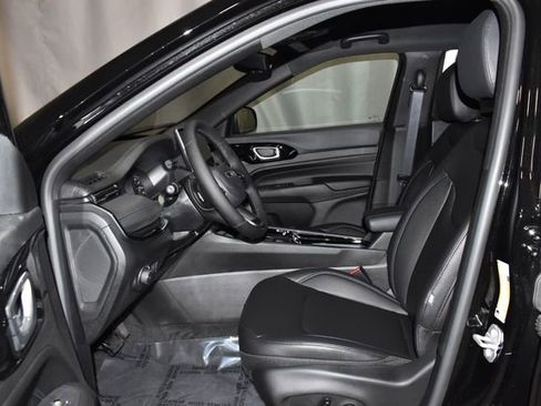 New 2026 Jeep Compass Limited image 10