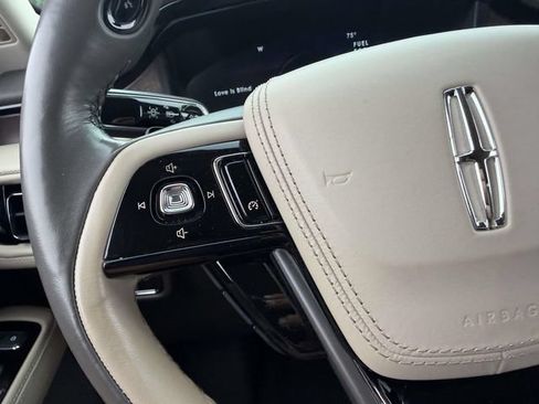 Certified 2023 Lincoln Aviator Reserve w/ Elements Package Plus AWD/4WD image 30