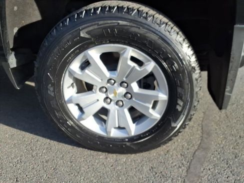 Used 2021 Chevrolet Colorado LT w/ LT Convenience Package image 22