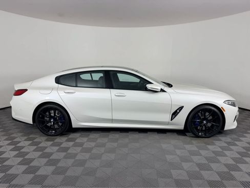 Used 2025 BMW 840i w/ Driving Assistance Package RWD image 2