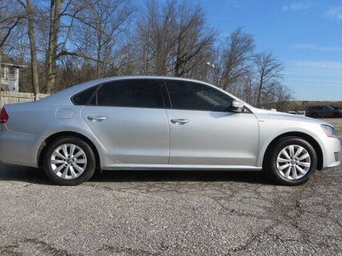 Used 2014 Volkswagen Passat 1.8T Wolfsburg Edition image 7