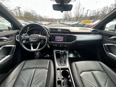 Used 2020 Audi Q3 2.0T Premium AWD/4WD image 22