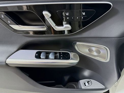 Used 2026 Mercedes-Benz GLC 300 4MATIC image 18