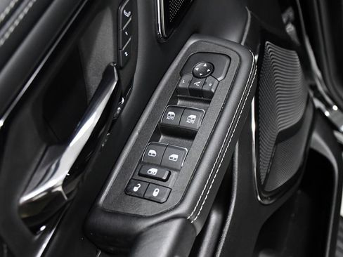 Used 2025 RAM 1500 Limited AWD/4WD image 18