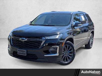 Used 2023 Chevrolet Traverse RS