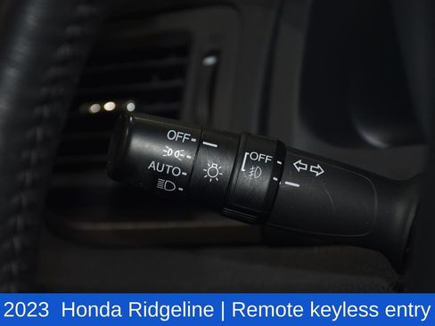 Used 2023 Honda Ridgeline RTL-E image 12