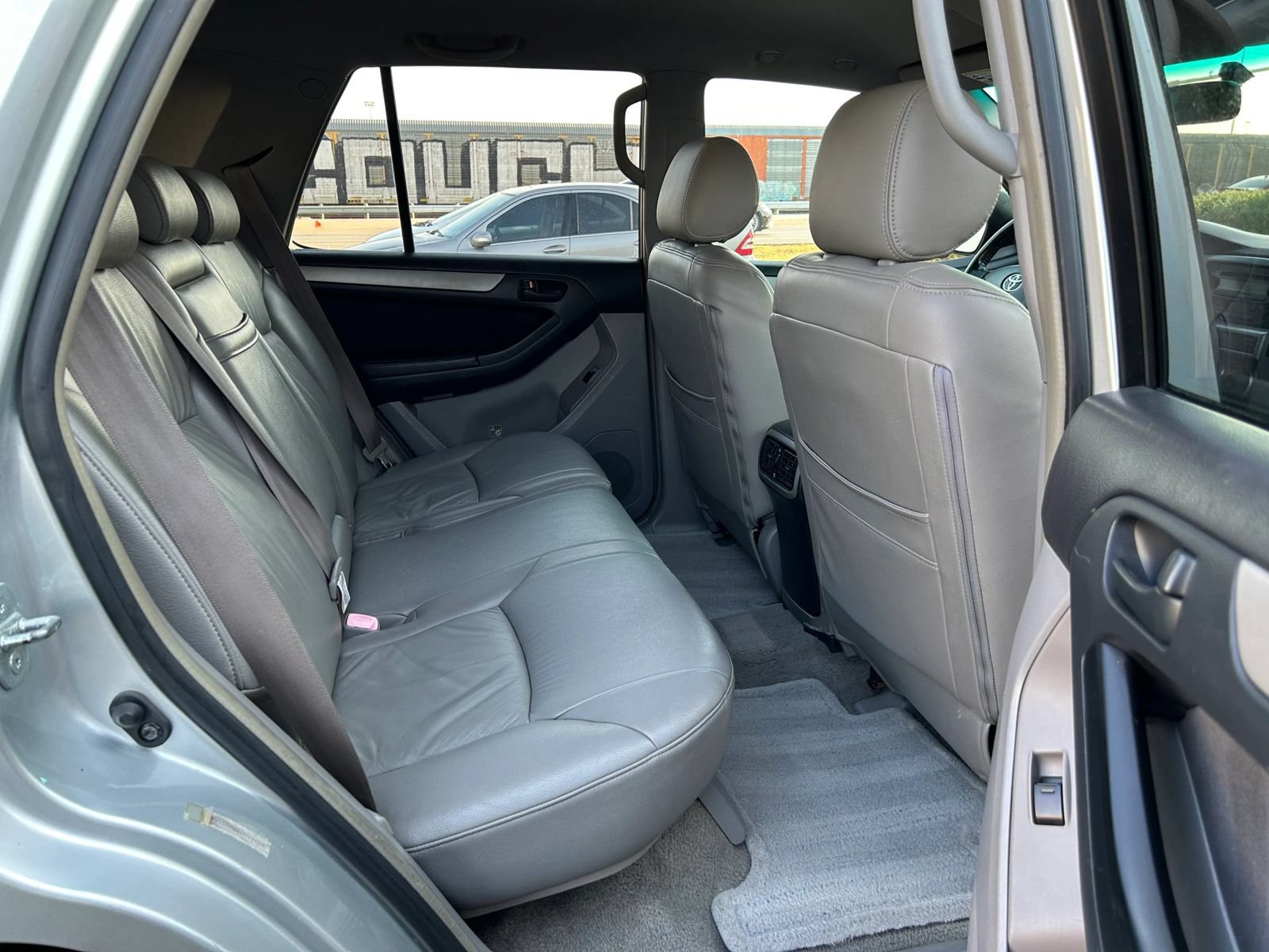 Used 2005 Toyota 4Runner Sport RWD image 28