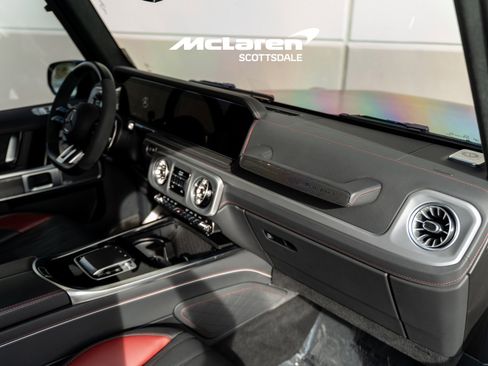 Used 2025 Mercedes-Benz G 63 AMG 4MATIC image 38