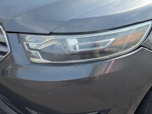 Used 2016 Ford Taurus SEL image 12