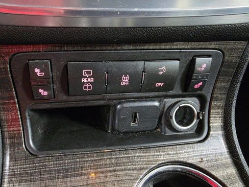 Used 2016 GMC Acadia SLT AWD/4WD image 31