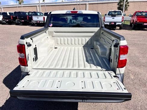 New 2025 Ford Maverick XLT image 23