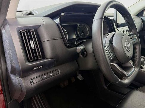 Certified 2023 Nissan Pathfinder SL AWD/4WD image 8