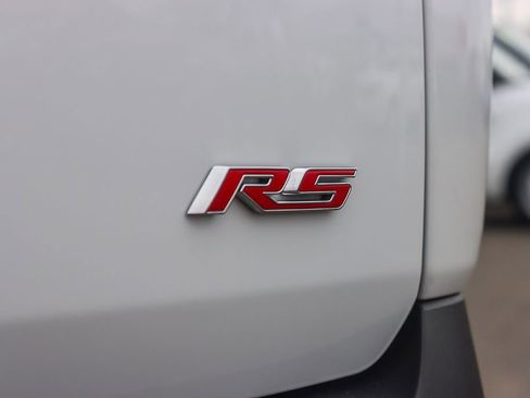 Used 2023 Chevrolet Traverse RS image 11