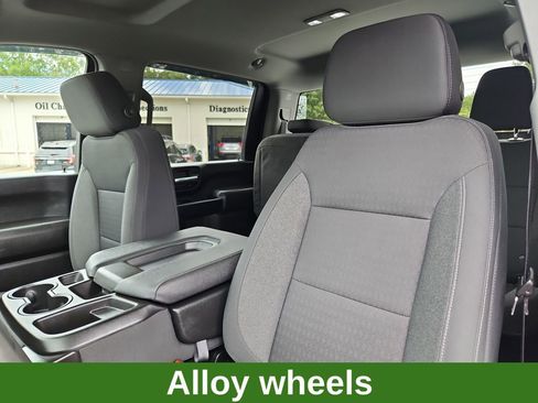 Used 2024 Chevrolet Silverado 2500 Custom w/ Custom Value Package image 21